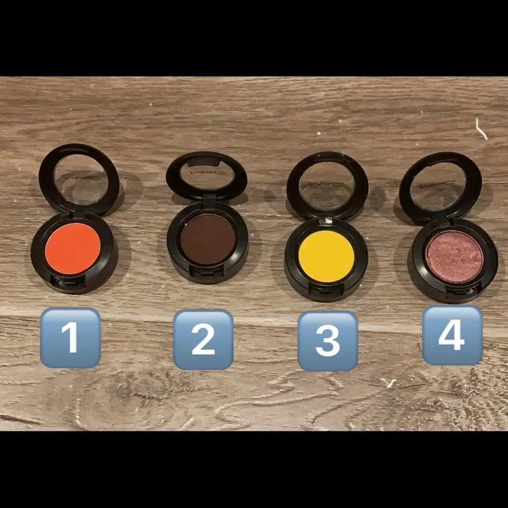 Mac eyeshadow 😍limited Edition colors